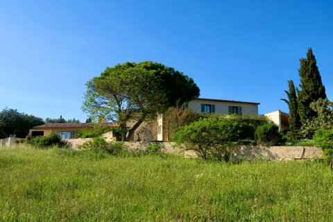 Finca for rent in Lloret De Vistalegre, Mallorca, Spain 5 bedrooms, 549 sq.m. No. 164443 - photo 2