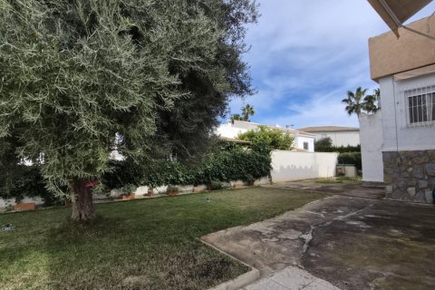 Villa zum Verkauf in El Chaparral, Alicante, Spanien 4 Schlafzimmer, 220 m2 Nr. 164446 - Foto 2