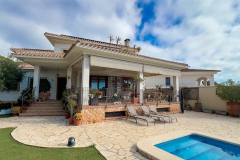 Villa in Campoamor, Alicante, Spanien 7 Schlafzimmer, 450 m2 Nr. 164448