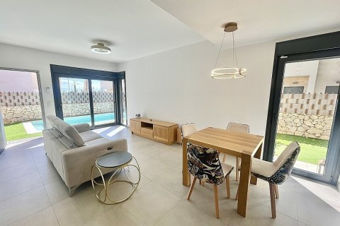 Villa for sale Pilar de la Horadada, Alicante, Spain 3 bedrooms, 136 sq.m. No. 113775 - photo 11