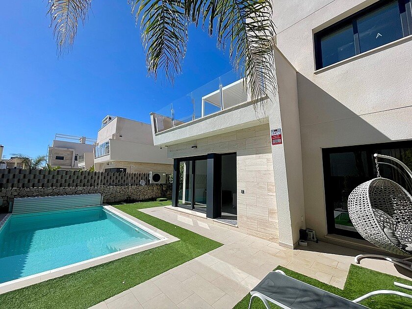Villa Pilar de la Horadada, Alicante, Spānijā 3 istabas, 136 m2 Nr. 113775