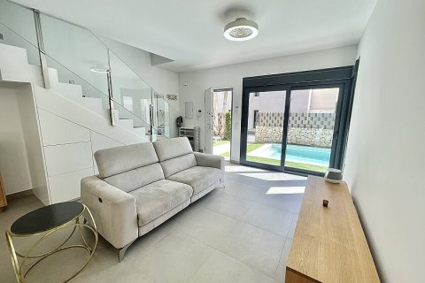 Villa for sale Pilar de la Horadada, Alicante, Spain 3 bedrooms, 136 sq.m. No. 113775 - photo 10