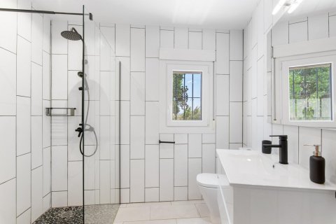 Hus till salu i Catral, Alicante, Spanien 4 sovrum, 540 kvm. Nr. 160647 - foto 7