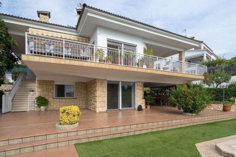 Продажа дома в Льорет-де-Мар, Герона, Испания 6 спален, 423м2 №168470 - фото 4