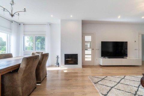 Продажа дома в Льорет-де-Мар, Герона, Испания 6 спален, 423м2 №168470 - фото 15