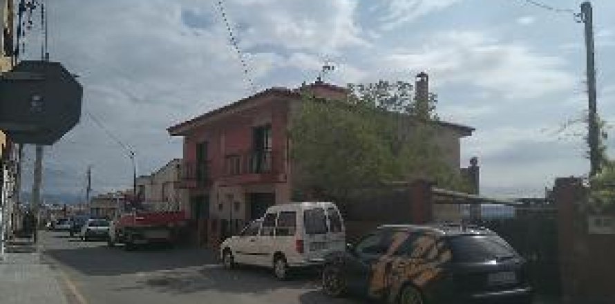 Дом в Терраса, Барселона, Испания 1 спальня, 420м2 №173985