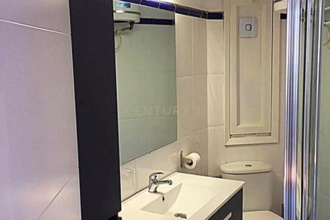 Huoneisto myytävänä Sitges, Barcelona, Espanja, 1 makuuhuone, 50 m2 No. 173981 - kuva 20