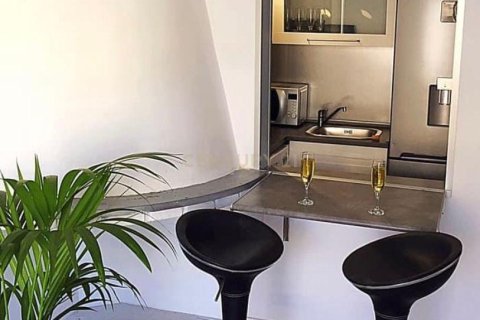 Huoneisto myytävänä Sitges, Barcelona, Espanja, 1 makuuhuone, 50 m2 No. 173981 - kuva 10