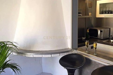 Huoneisto myytävänä Sitges, Barcelona, Espanja, 1 makuuhuone, 50 m2 No. 173981 - kuva 9