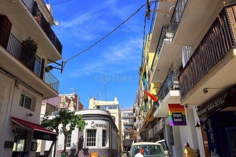 Huoneisto myytävänä Sitges, Barcelona, Espanja, 1 makuuhuone, 50 m2 No. 173981 - kuva 2