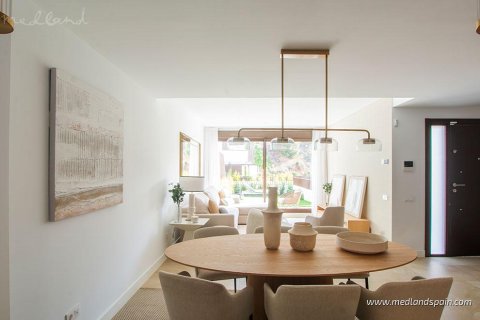 Townhouse for sale in Rincon de la Victoria, Malaga, Spain 4 bedrooms, 267 sq.m. No. 160547 - photo 8
