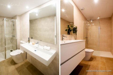 Townhouse for sale in Rincon de la Victoria, Malaga, Spain 4 bedrooms, 267 sq.m. No. 160547 - photo 15