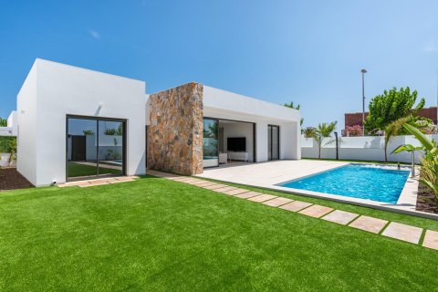 Villa in vendita Los Alcazares, Murcia, Spagna 3 camere da letto, 142 mq. N° 134338 - foto 1