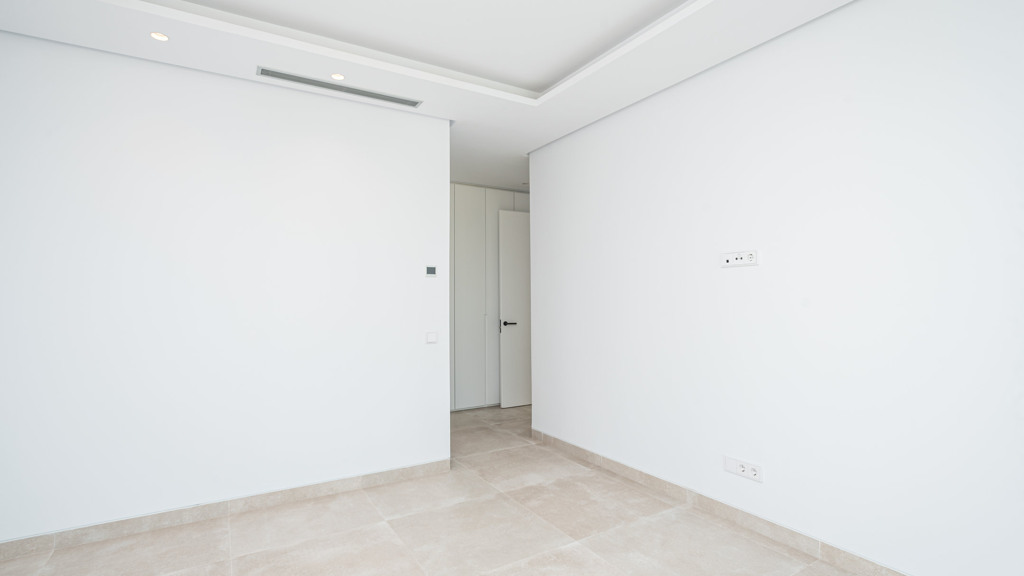 Villa a Marbella, Malaga, Spagna 5 camere da letto, 537 mq. N° 104088