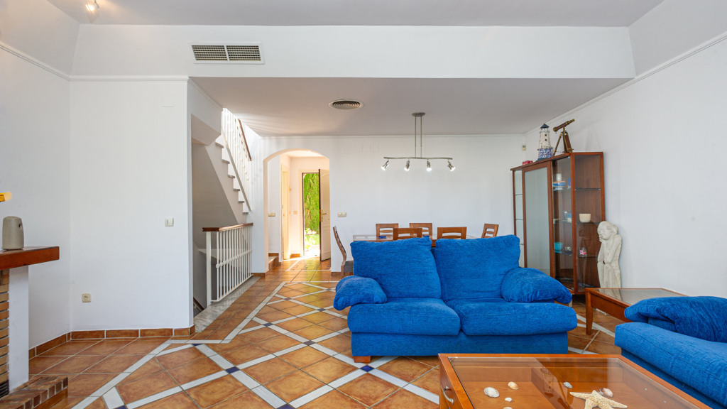 Casa adosada en Marbella, Málaga, España 3 dormitorios, 235 m2 No. 104089