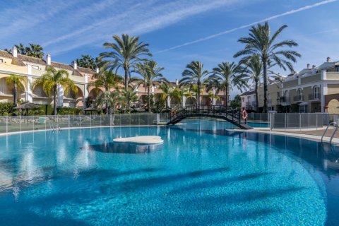 Townhouse zum Verkauf in Marbella, Malaga, Spanien 3 Schlafzimmer, 235 m2 Nr. 104089 - Foto 30