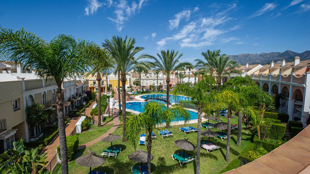 Casa adosada en Marbella, Málaga, España 3 dormitorios, 235 m2 No. 104089