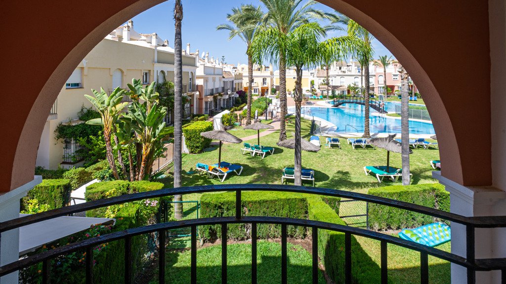 Casa adosada en Marbella, Málaga, España 3 dormitorios, 235 m2 No. 104089