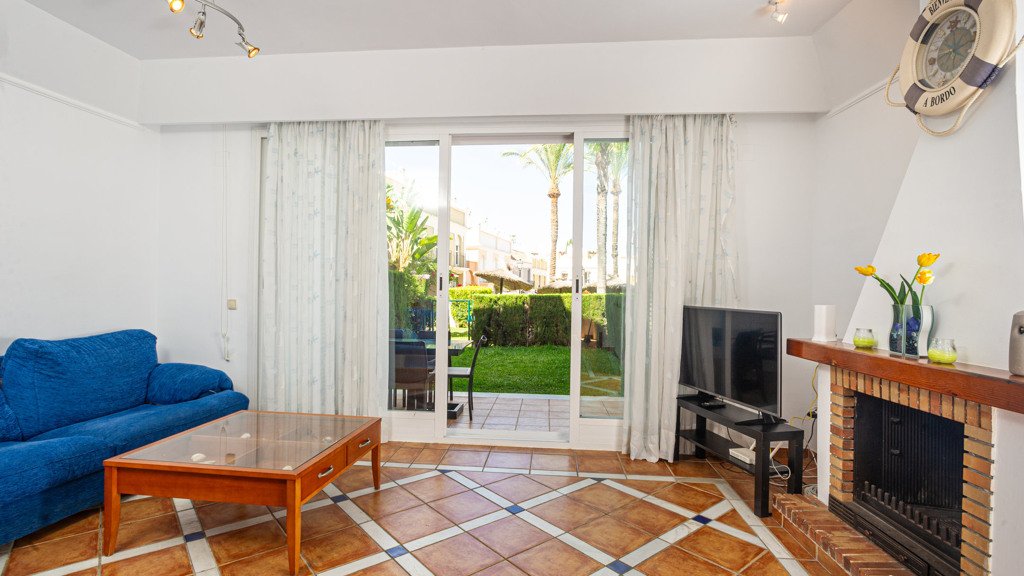 Casa adosada en Marbella, Málaga, España 3 dormitorios, 235 m2 No. 104089