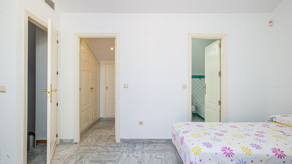 Casa adosada en Marbella, Málaga, España 3 dormitorios, 235 m2 No. 104089