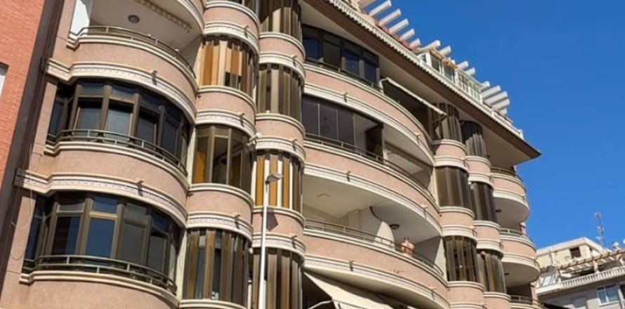 Wohnung in Torrevieja, Alicante, Spanien 3 Schlafzimmer, 129 m2 Nr. 191717