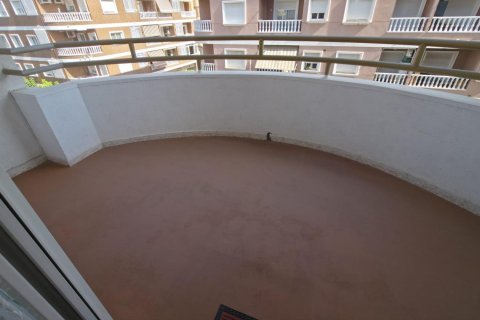 Lägenhet till salu i Torrevieja, Alicante, Spanien 3 sovrum, 129 kvm. Nr. 191717 - foto 22