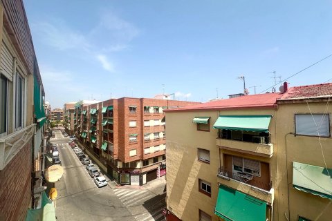 Lägenhet till salu i Alicante, Spanien 84 kvm. Nr. 191714 - foto 28