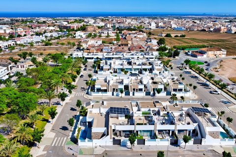 Villa zum Verkauf in Pilar de la Horadada, Alicante, Spanien 3 Schlafzimmer, 106 m2 Nr. 188912 - Foto 4
