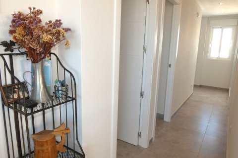 Wohnung zum Verkauf in Torrevieja, Alicante, Spanien 3 Schlafzimmer, 82 m2 Nr. 188913 - Foto 20