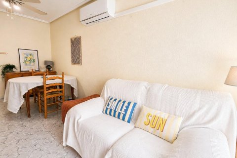 Apartament w Torrevieja, Alicante, Hiszpania 2 sypialnie, 60 mkw. nr 189239