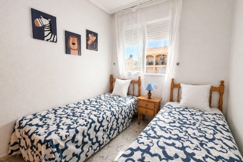 Apartamento en venta en Torrevieja, Alicante, España 2 dormitorios, 60 m2 No. 189239 - foto 15