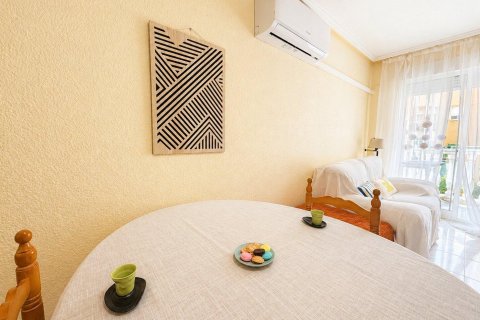 Apartamento en venta en Torrevieja, Alicante, España 2 dormitorios, 60 m2 No. 189239 - foto 8