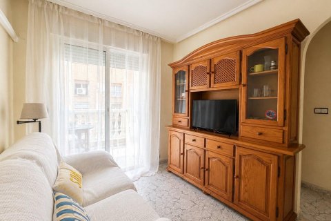 Apartamento en venta en Torrevieja, Alicante, España 2 dormitorios, 60 m2 No. 189239 - foto 4