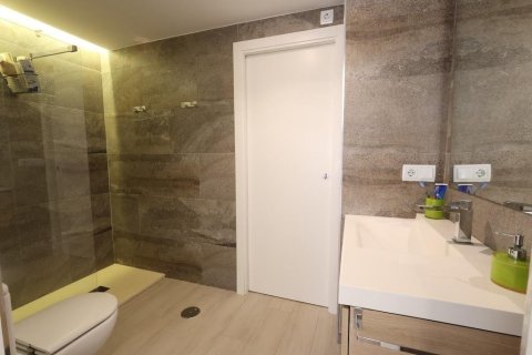 Apartment for sale in Alicante, Spain 3 bedrooms, 101 sq.m. No. 190394 - photo 16