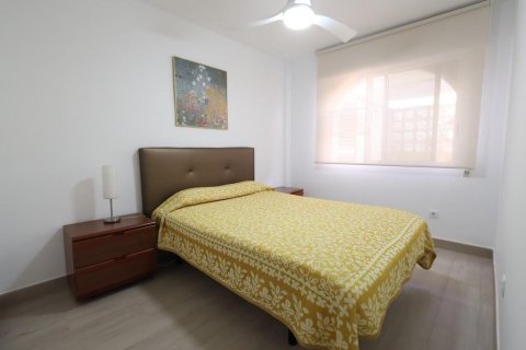 Apartment for sale in Alicante, Spain 3 bedrooms, 101 sq.m. No. 190394 - photo 13