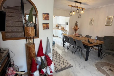 Bungalow w Torrevieja, Alicante, Hiszpania 3 sypialnie, 85 mkw. nr 190395 – zdjęcie 10