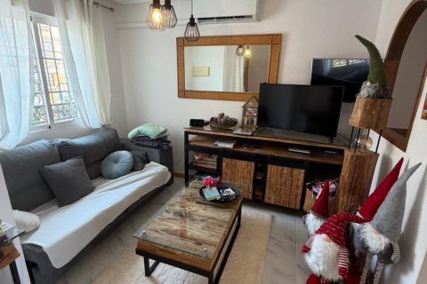 Bungalow w Torrevieja, Alicante, Hiszpania 3 sypialnie, 85 mkw. nr 190395 – zdjęcie 8