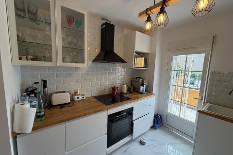 Bungalow w Torrevieja, Alicante, Hiszpania 3 sypialnie, 85 mkw. nr 190395 – zdjęcie 24