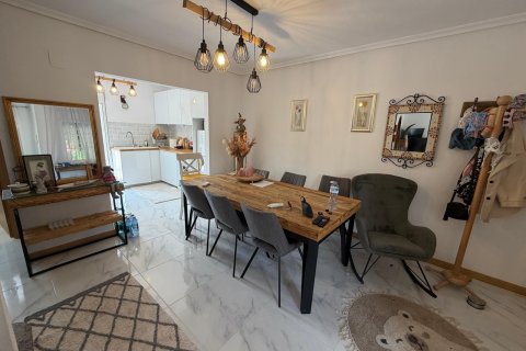 Bungalow w Torrevieja, Alicante, Hiszpania 3 sypialnie, 85 mkw. nr 190395 – zdjęcie 12