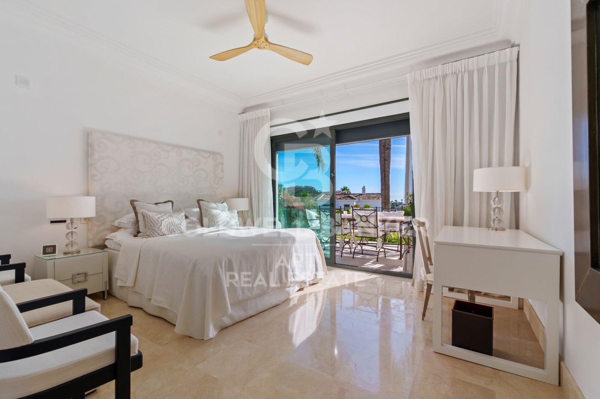 Villa a Marbella, Malaga, Spagna 4 camere da letto, 248 mq. N° 179118