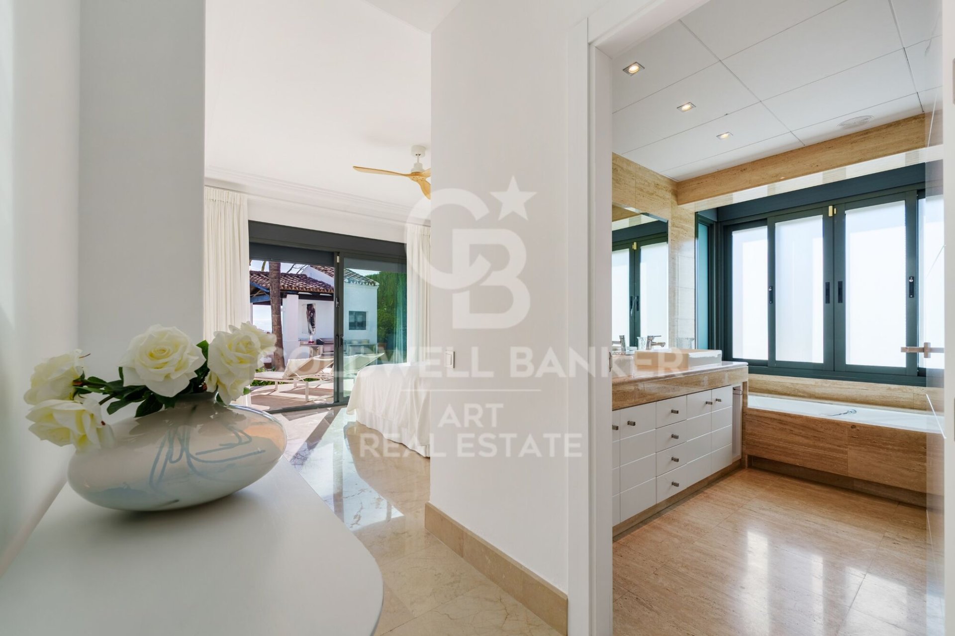 Villa a Marbella, Malaga, Spagna 4 camere da letto, 248 mq. N° 179118