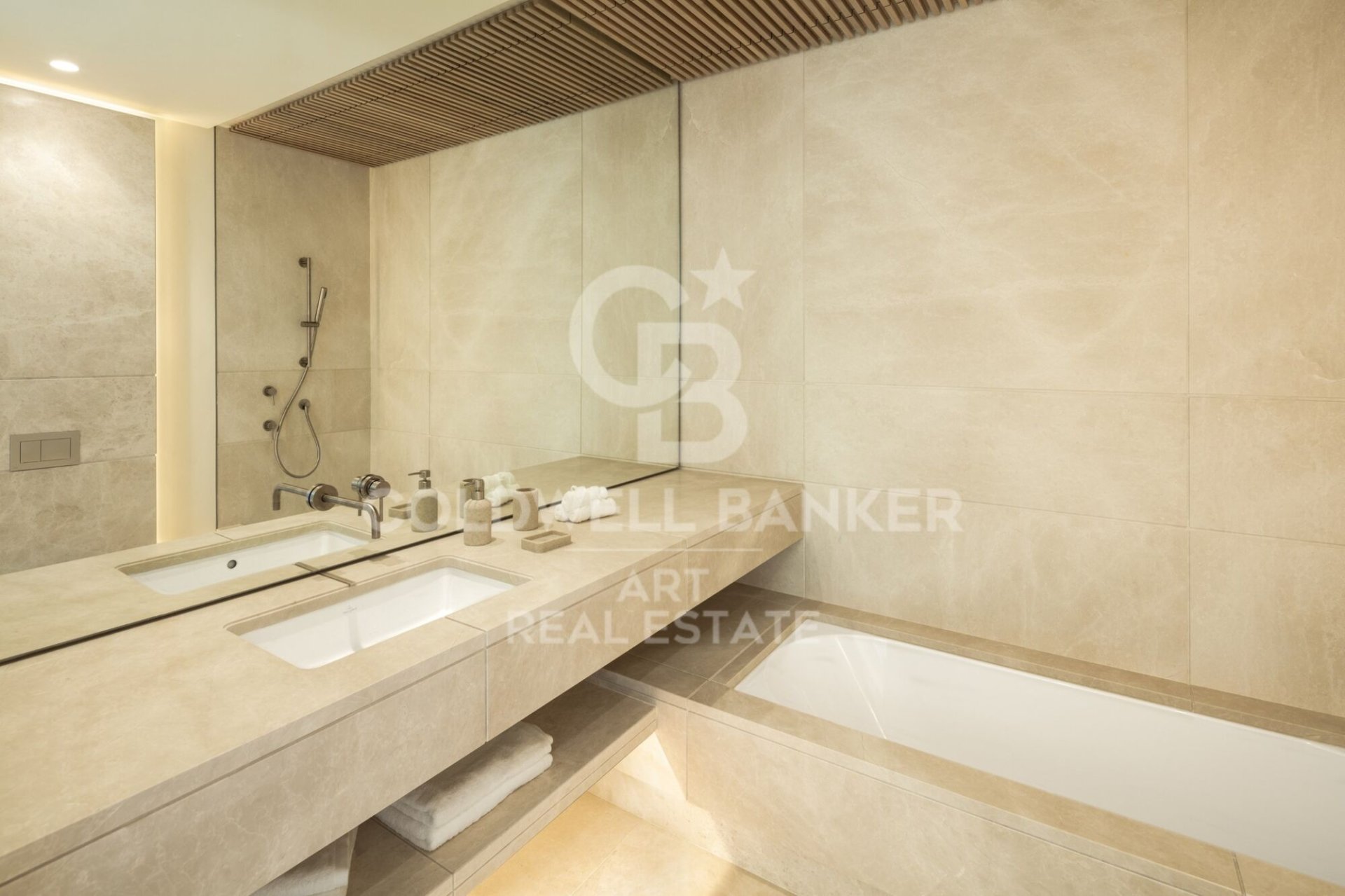 Villa in Benahavis, Malaga, Spain 7 bedrooms, 851 sq.m. No. 179119