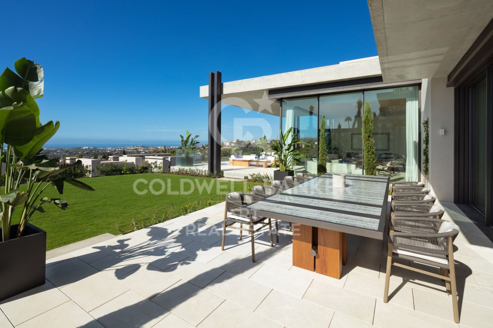 Villa in Benahavis, Malaga, Spain 7 bedrooms, 851 sq.m. No. 179119