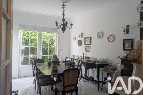 Kamienica w Mugardos, A Coruna, Hiszpania 5 sypialni, 420 mkw. nr 152273 – zdjęcie 26