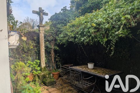 Kaupunkipientalo myytävänä Mugardos, A Coruna, Espanja, 5 makuuhuonetta, 420 m2 No. 152273 - kuva 2