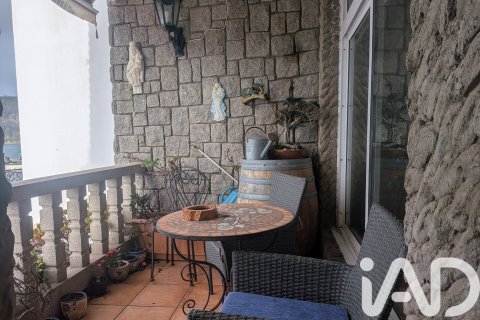 Kaupunkipientalo myytävänä Mugardos, A Coruna, Espanja, 5 makuuhuonetta, 420 m2 No. 152273 - kuva 3