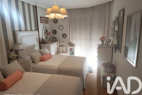 Продажа квартиры в Леон, Испания 4 спальни, 195м2 №152276 - фото 5