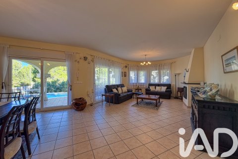 Apartament w Denia, Alicante, Hiszpania 3 sypialnie, 279 mkw. nr 152275 – zdjęcie 3