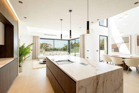 Villa pārdošanā Mijas, Malaga, Spānijā 4 istabas, 667.35 m2 Nr. 181463 - attēls 7
