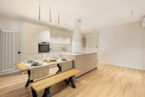 Apartment à vendre Barcelona, Espagne, 3 chambres, 140 m2 No. 133475 - photo 6